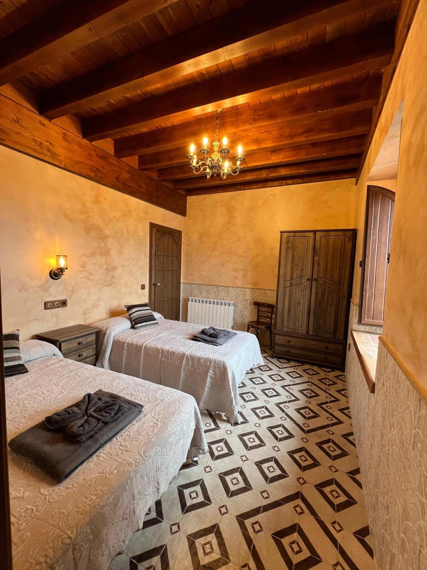 Casa Rural El Torreon Fontiveros Esterno foto