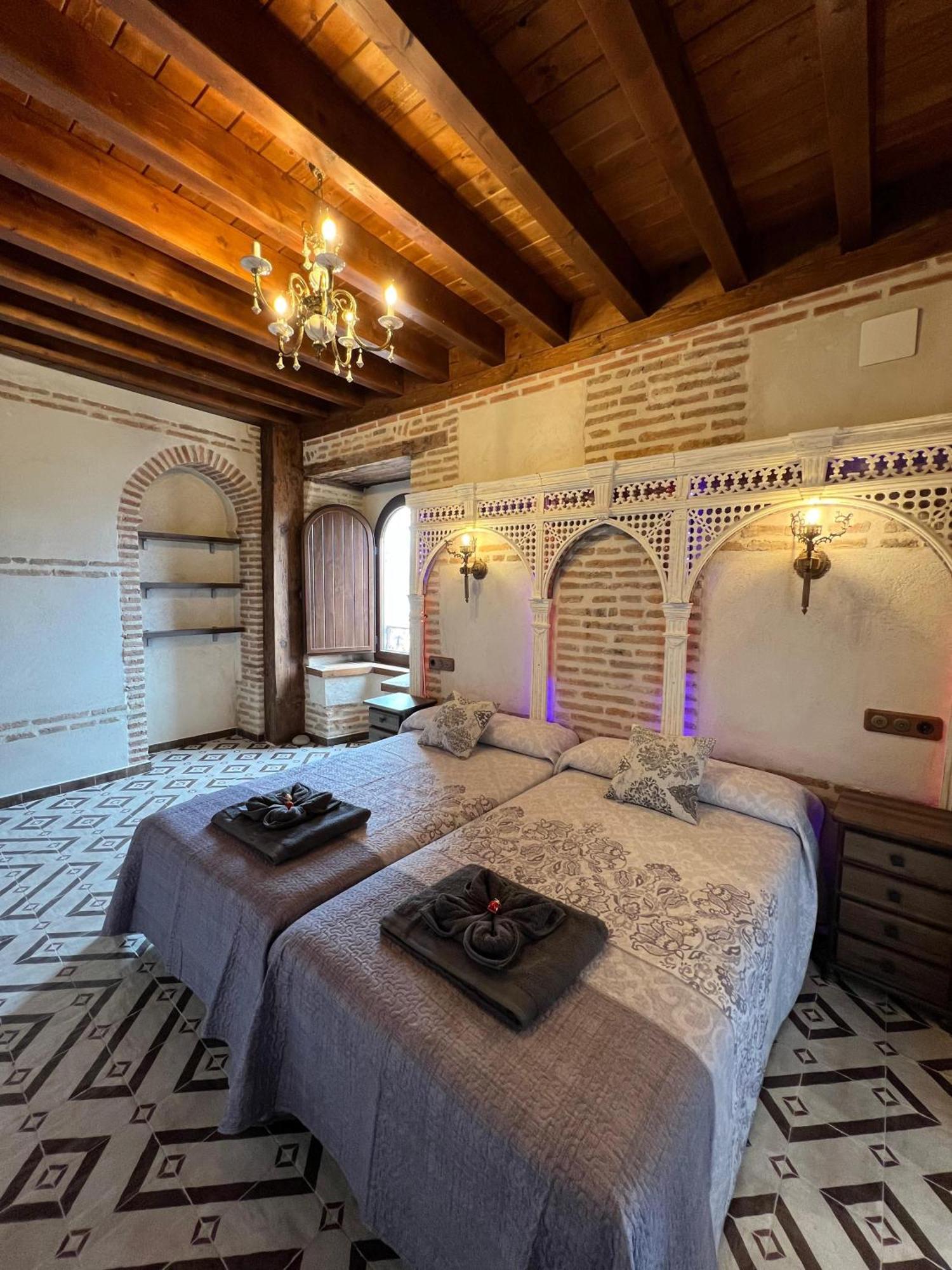 Casa Rural El Torreon Fontiveros Esterno foto