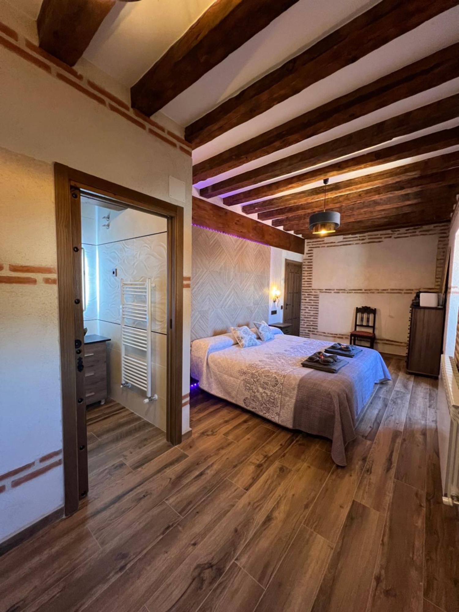 Casa Rural El Torreon Fontiveros Esterno foto
